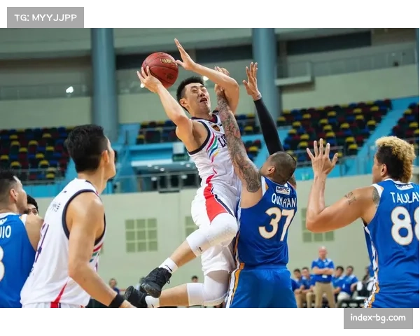 首次亮相:CBA季后赛启用AI辅助裁判系统,主裁赛后查看三维回放 首次亮相:CBA季后赛启用AI辅助裁判系统,主裁赛后查看三维回放